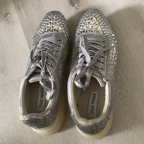 Steve Madden Carissa rhinestone sneaker shimmer sparkly lace up platform size 10 - Picture 9 of 14